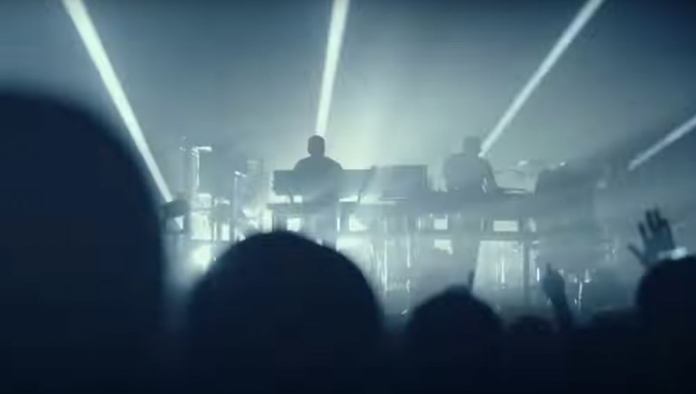 The-Chemical-Brothers-MAH-3